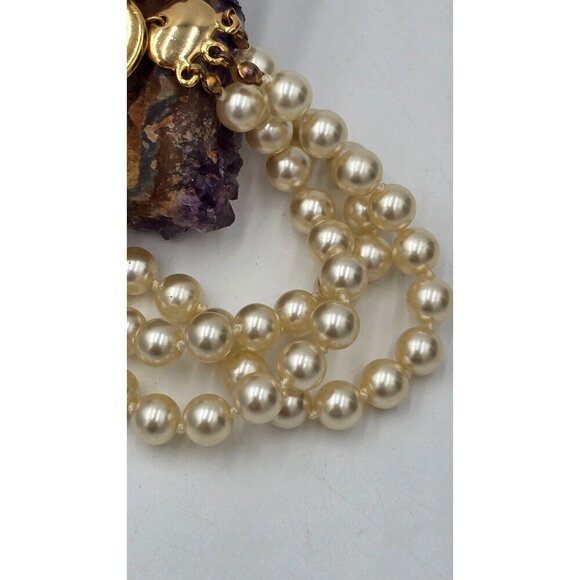 Vintage Triple-Strand Faux Pearl Bracelet w/ Gold Tone Toggle Clasp Hand Tied - Picture 3 of 7